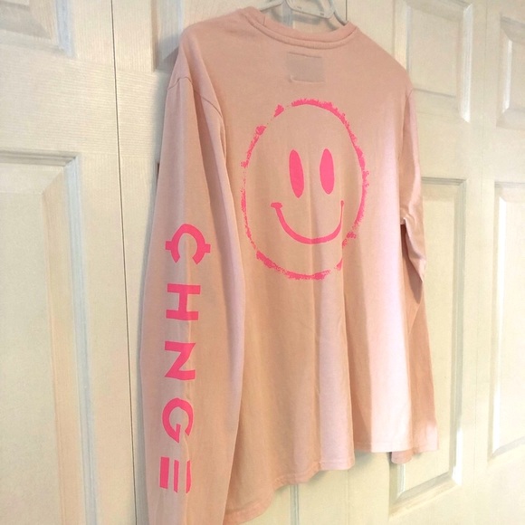 CHNGE Tops - CHNGE long Sleeve T-shirt